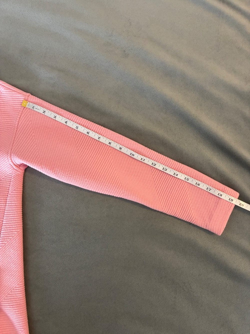 MASSIVE $10 SALE Joe Fresh Pink Turtleneck - Picture 8 of 8